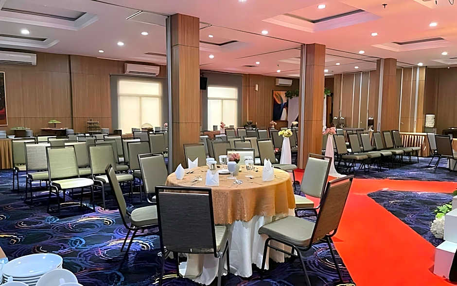 Sotis Hotel Falatehan