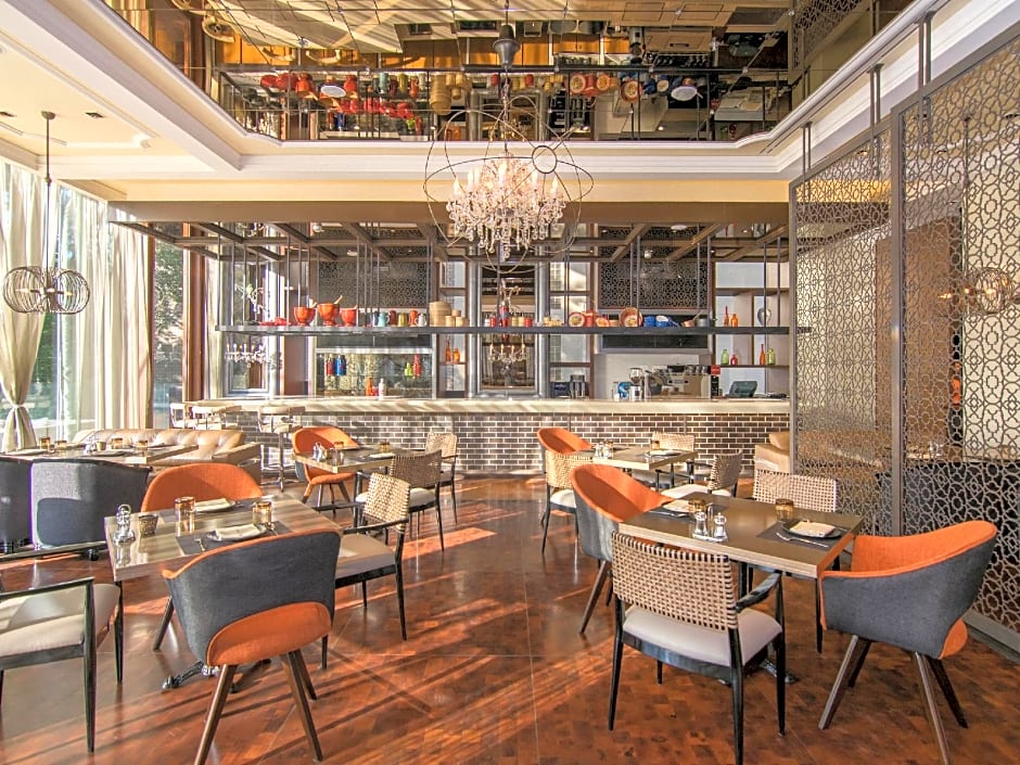 HOTEL INDIGO BANGKOK WIRELESS ROAD By IHG