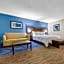 Holiday Inn Ponce & El Tropical Casino By IHG