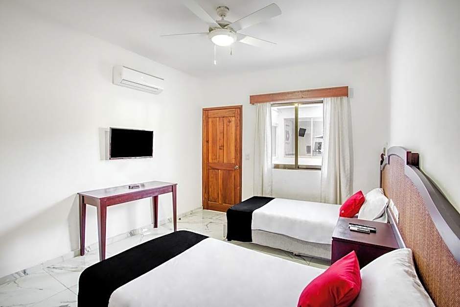 Capital O Hotel Yukon