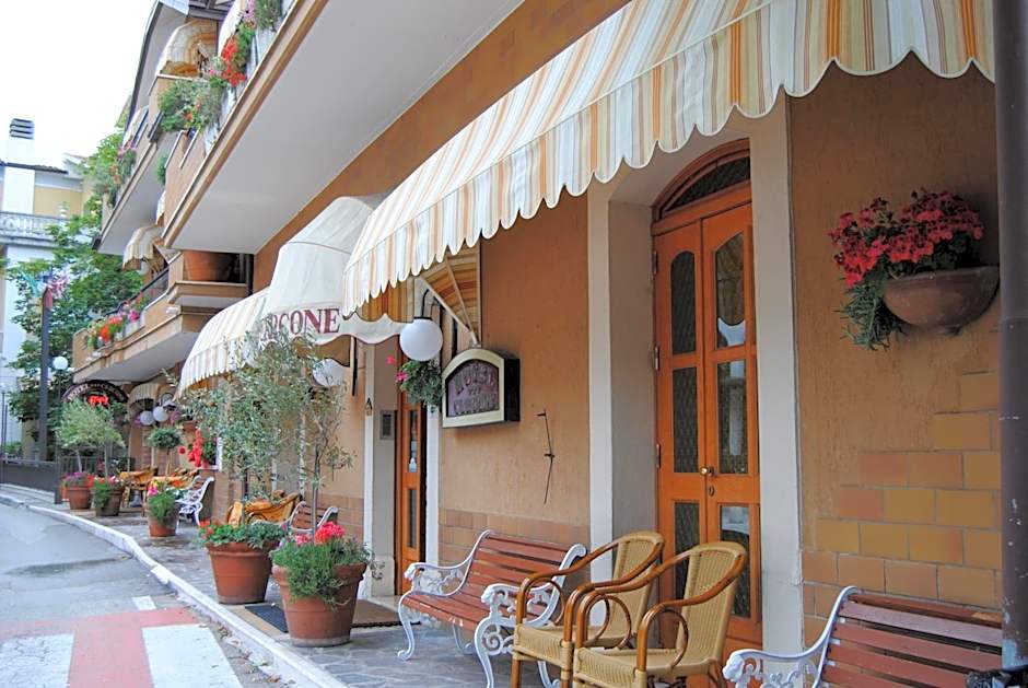 Hotel Cercone