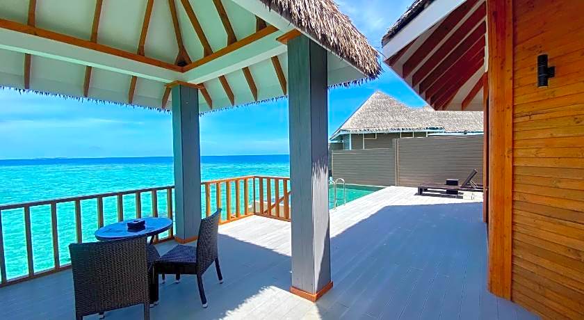 Brennia Kottefaru Maldives