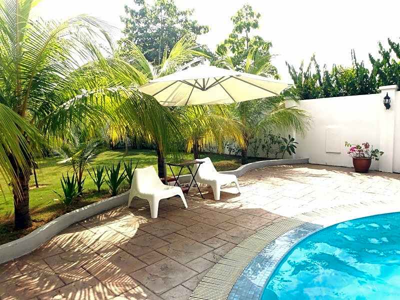 Rumah Putih B&B near KLIA