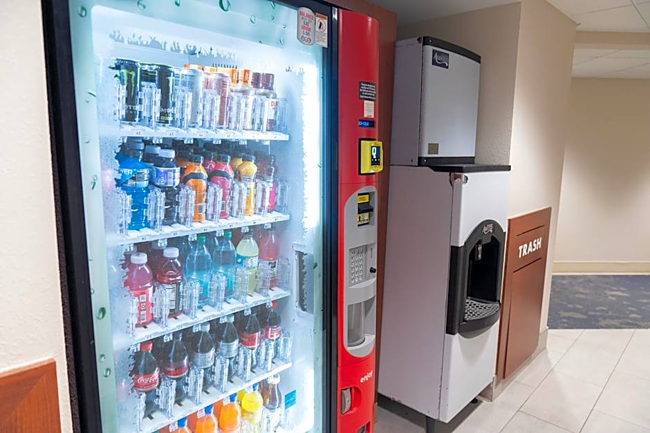 La Quinta Inn & Suites by Wyndham Bannockburn-Deerfield