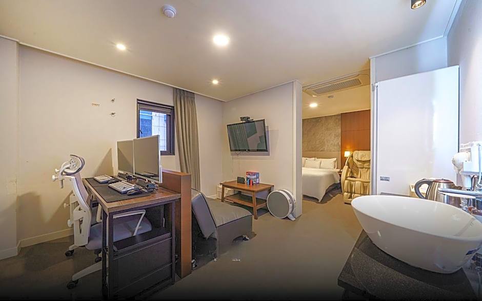 Cheongju Hotel Dictionary