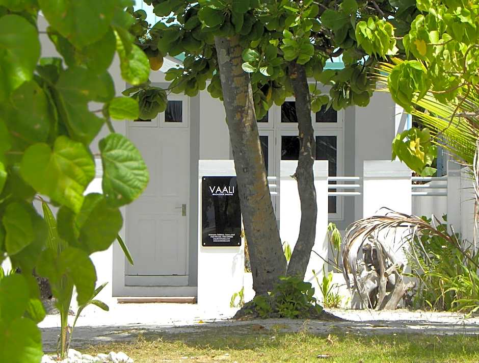 Vaali Maldives Island Escapes & Dive