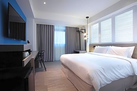 KEEBE Hotel