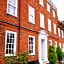Elmham House - Pilgrim Hotel