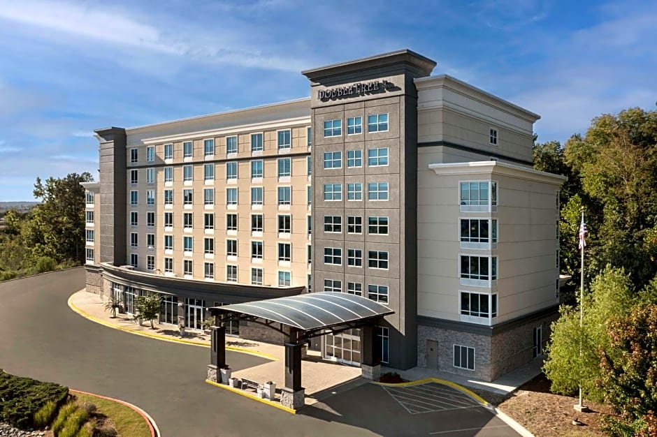 DoubleTree by Hilton Chattanooga Hamilton Place