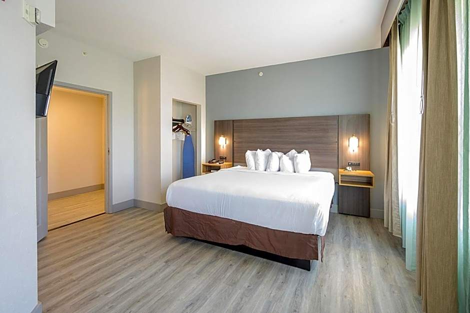 CANDLEWOOD SUITES PANAMA CITY BEACH SOUTHEAST by IHG