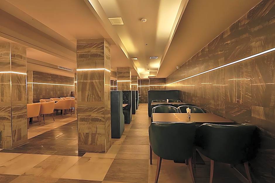 Hotel Luminara A Unit of Elite Tourist Home