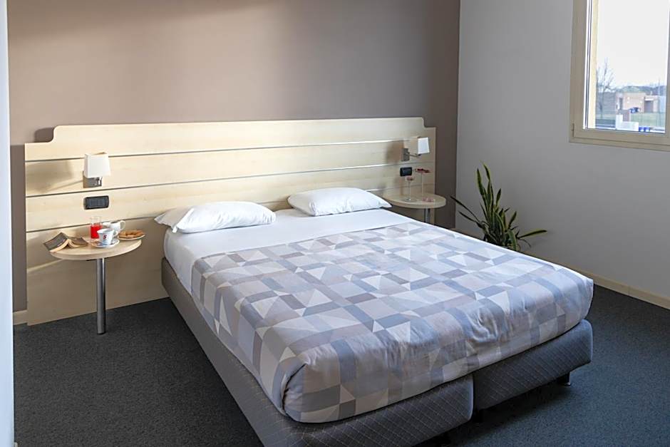 Hotel Giallo