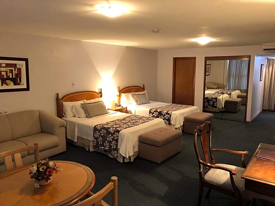 Crystal Palace Hotel