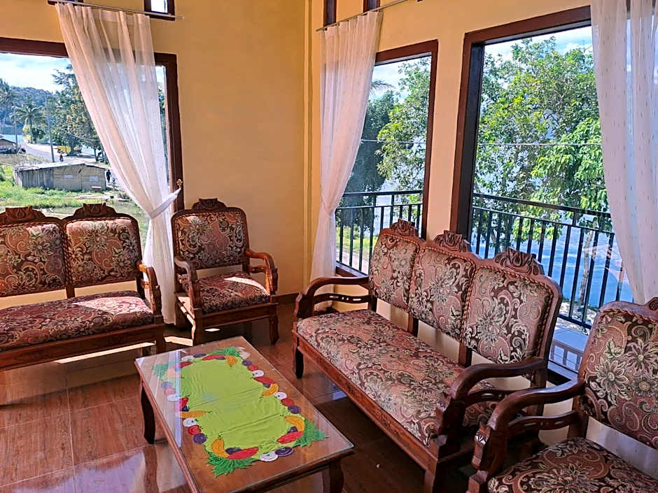 OYO 93241 Hotel Puri Azzura Danau Ranau Near Danau Ranau Pusri