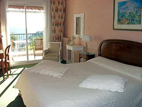 Loggia Superior Double Room with Valley View