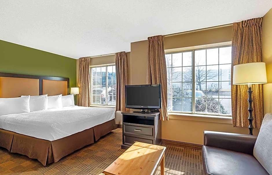 Extended Stay America Select Suites - Chicago - Westmont - Oak Brook