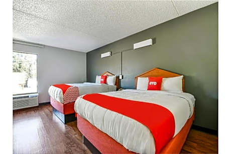 Deluxe Queen Room with Two Queen Beds