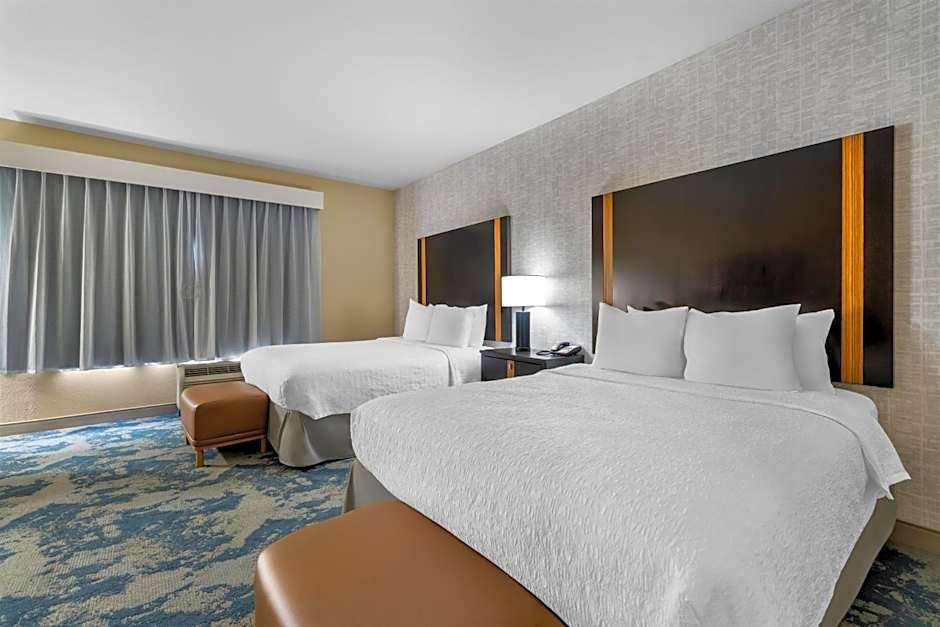 Hampton Inn By Hilton Marion