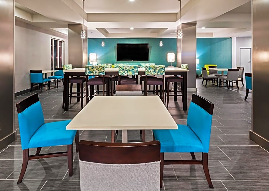 Holiday Inn Express and Suites Killeen-Fort Hood Area By IHG