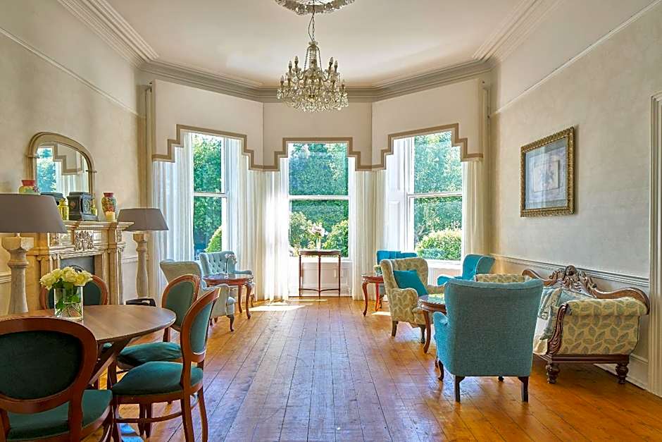 Summerhill House Hotel