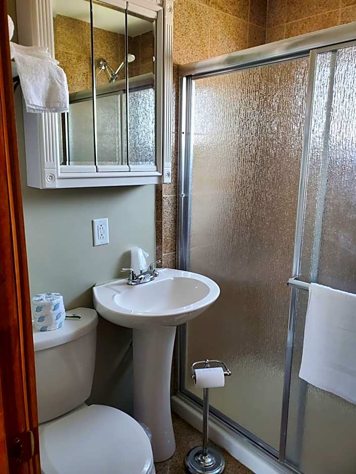 Golden Gate Lodging