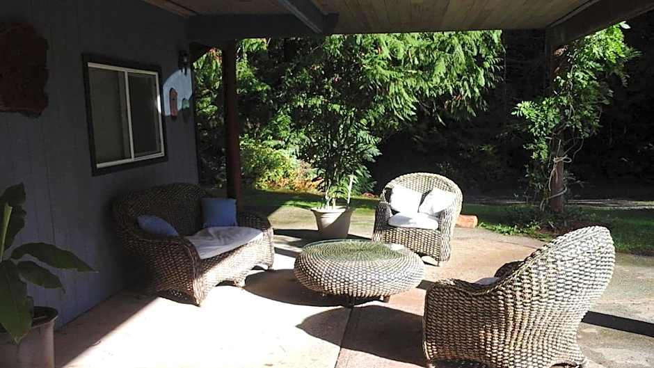 Beaver Hut Bed And Breakfast