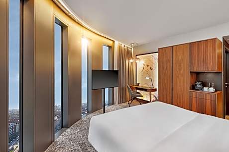 Panorama King Room