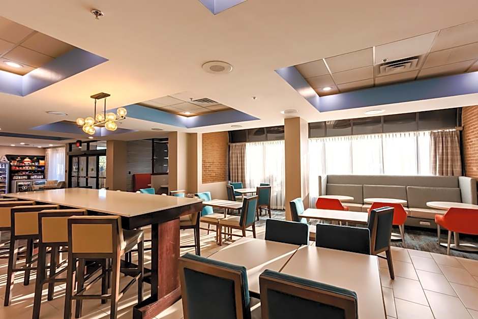 Hampton Inn By Hilton Manassas
