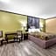Super 8 by Wyndham Crescent City