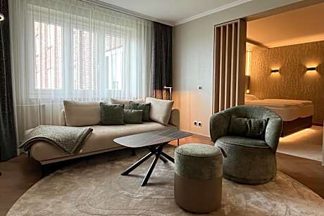 Deluxe Double Room with Double Bed