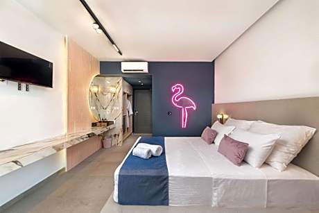 Deluxe Double Room with Side Sea View