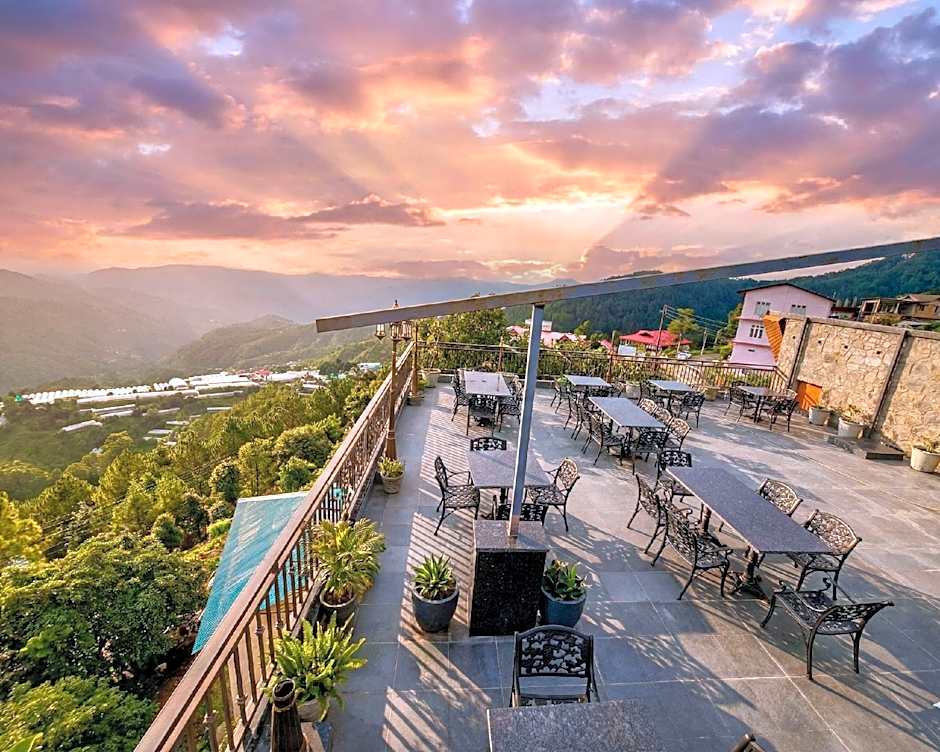Hotel Chail Residency