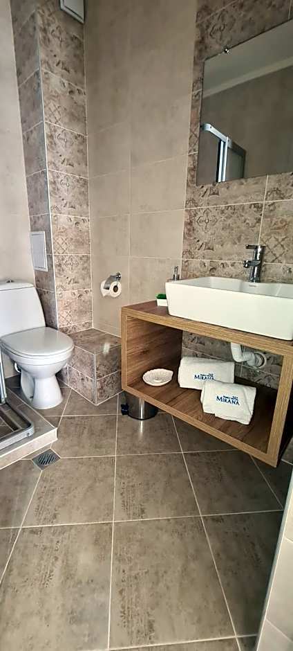 Mirana Family Hotel