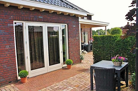 Basic Triple Room