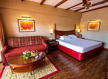 Deluxe Room Lake View with Balcony ALL GIRLS  Package