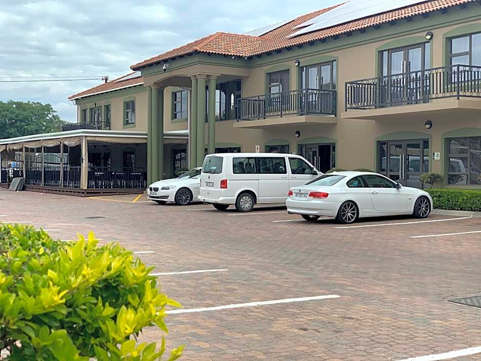 Royal Hotel