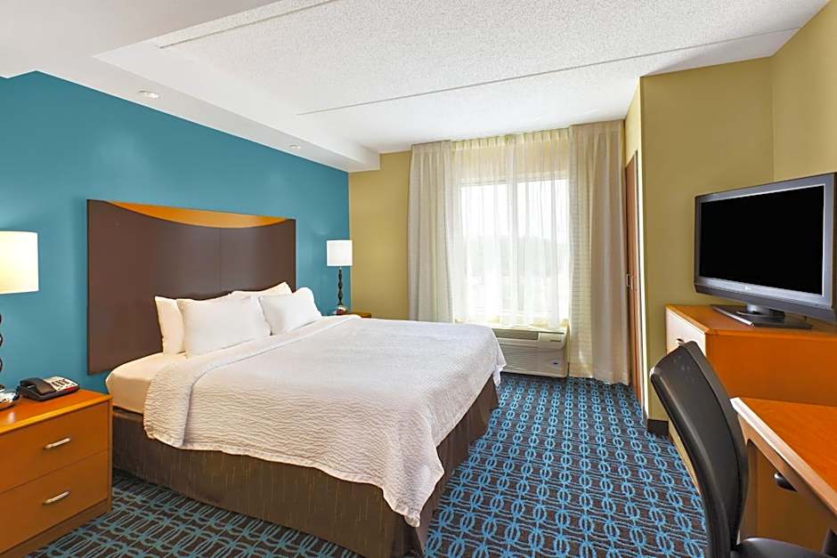 Fairfield Inn & Suites by Marriott Lexington North
