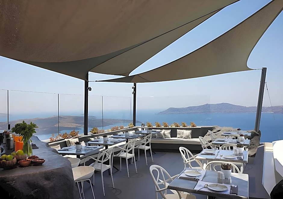Infinity Suites & Dana Villas