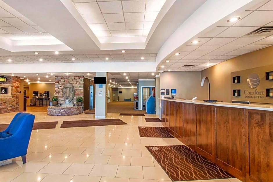 Comfort Inn & Suites Omaha