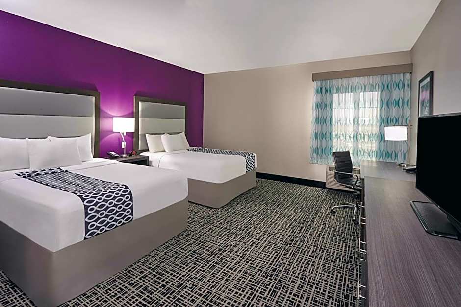 Photo 1 of 4 of 2 Queen Beds, Mobility Accessible