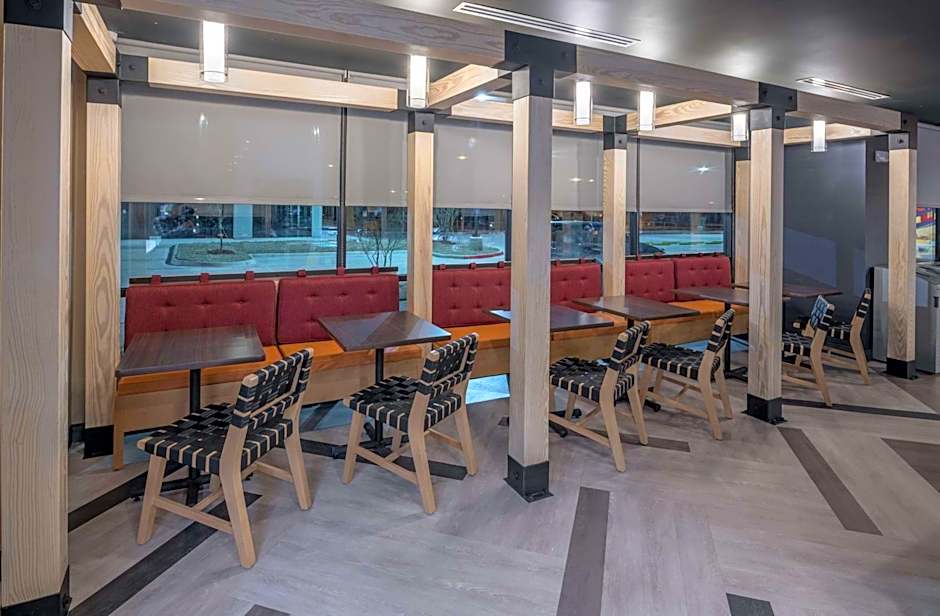 Tru by Hilton Garland, TX