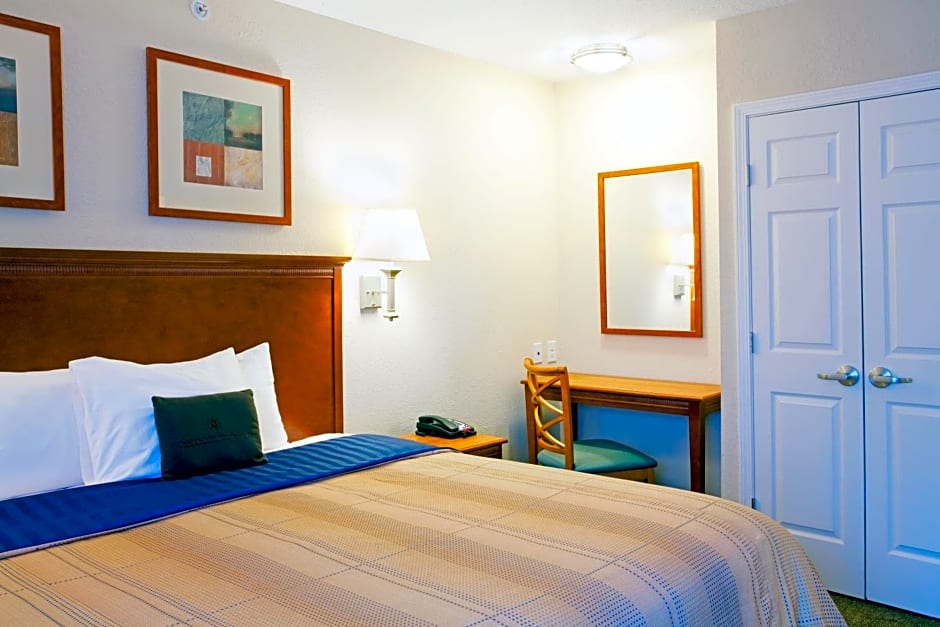 Candlewood Suites New Bern, an IHG Hotel