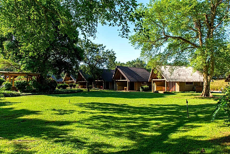 Hippo Hollow Country Estate