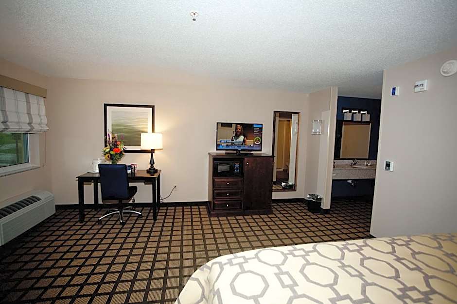 Baymont by Wyndham Erie