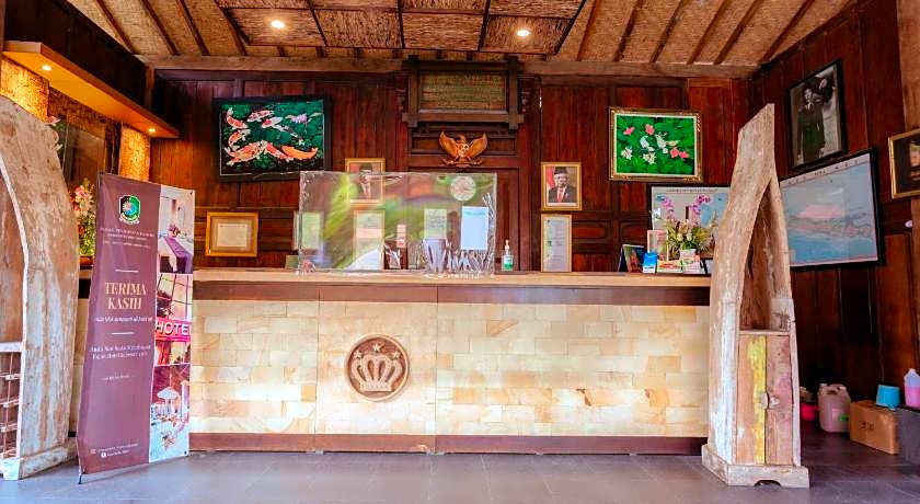 Hotel Mahkota Plengkung