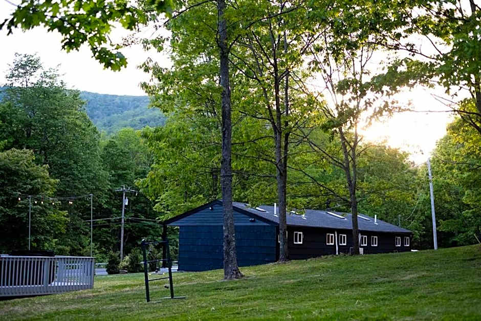 The Norsdale plus CMYK Motel on 10 acres in Phoenicia