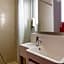 B&B HOTEL Lyon Caluire Cité Internationale
