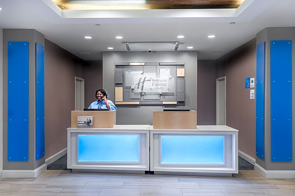 Holiday Inn Express & Suites Florence I-95 & I-20 Civic Ctr by IHG