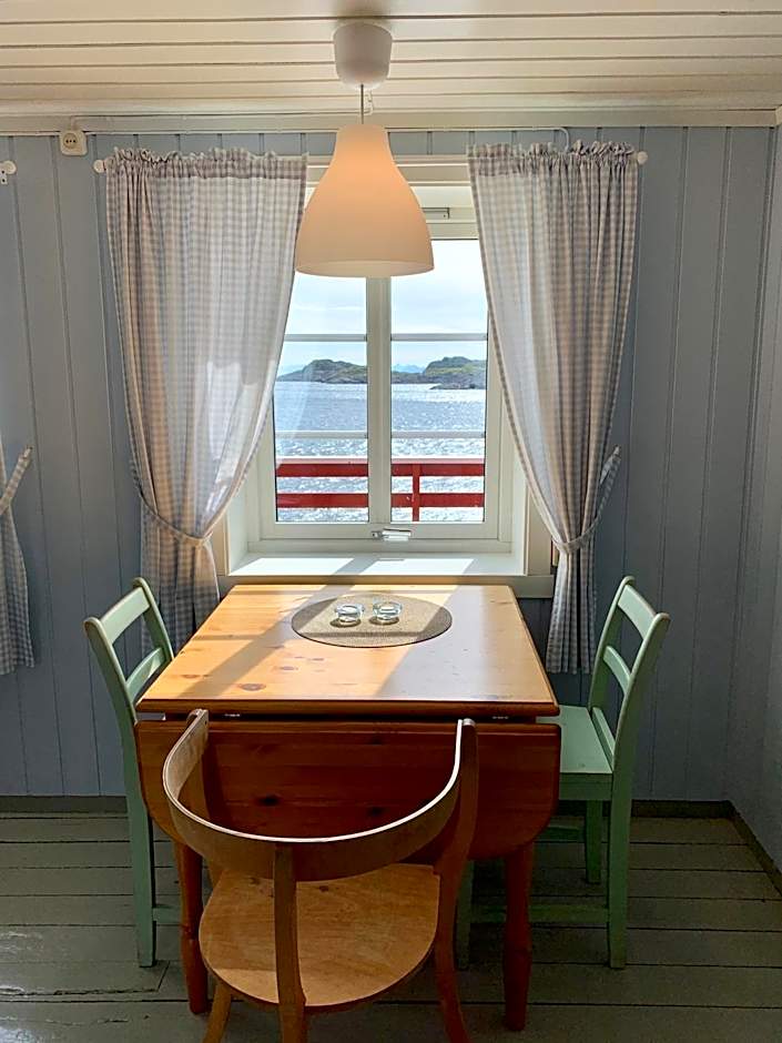 Henningsvær Rorbuer