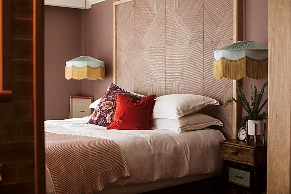 The Rabbit Hotel & Retreat